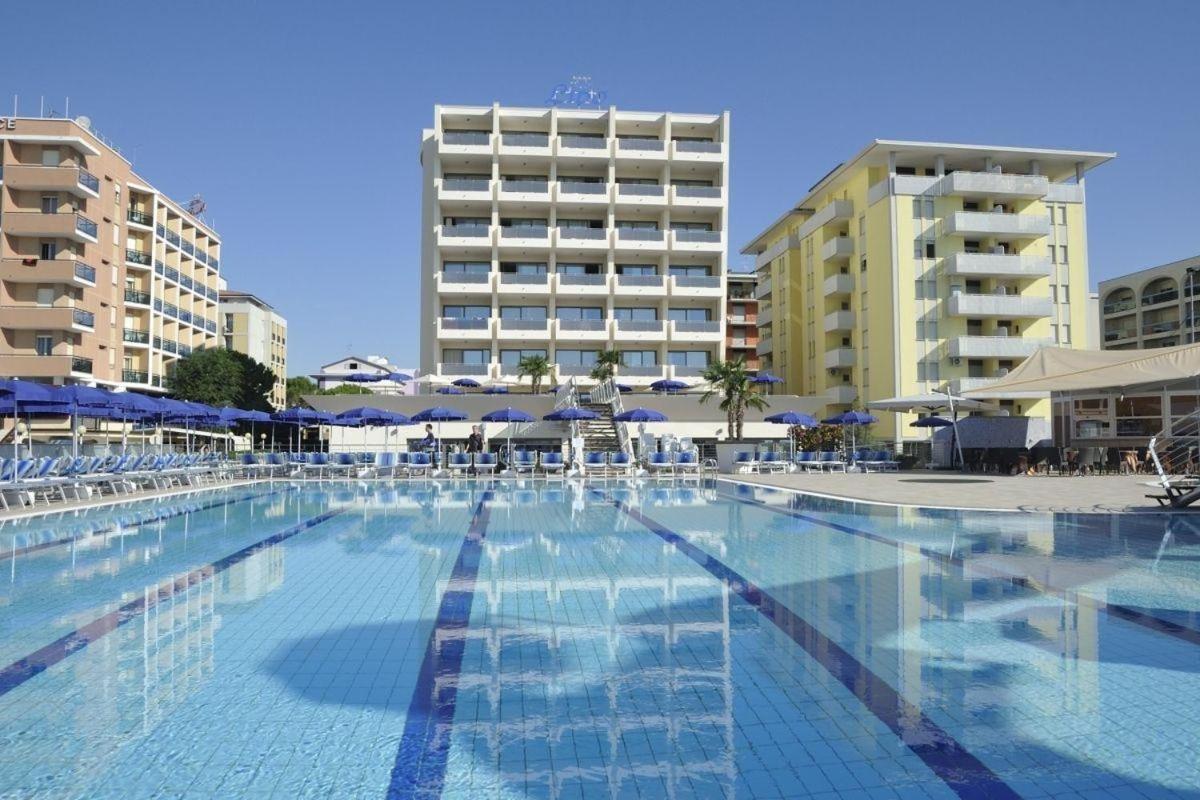 Hotel Lido Bibione Beach Exterior photo